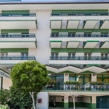 Hotel Viscount Riccione Bagian luar foto