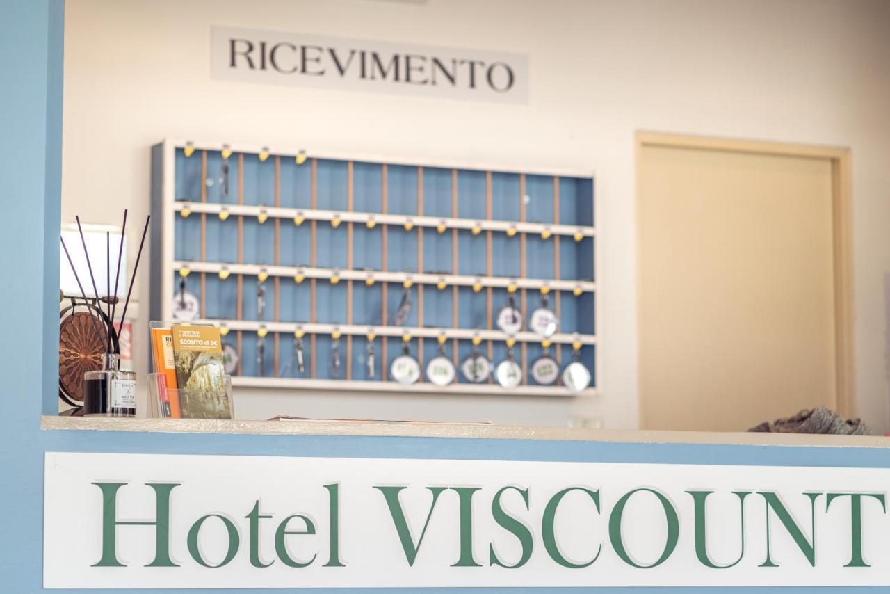 Hotel Viscount Riccione Bagian luar foto